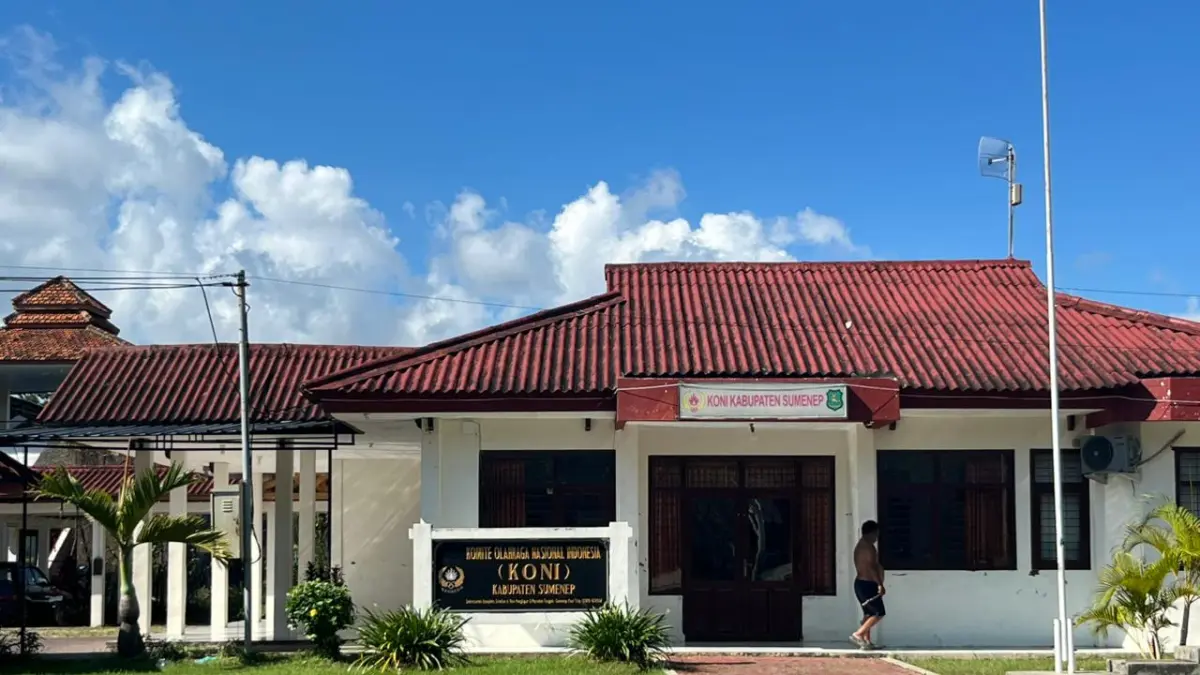 MEGAH: Kondisi kantor KONI Sumenep yang berlokasi di Desa Pabian, Kecamatan Kota, Senin (13/4).