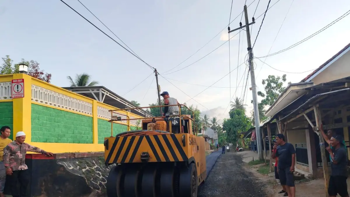MULUS: Hasil pembangunan jalan poros di Pulau Kangean pada 2025 lalu.
