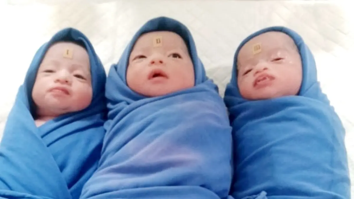 SEHAT: Bayi triplet lahir dengan selamat di RSUD Syarifah Ambami Rato Ebu (Syamrabu) Bangkalan Senin (20/4). (SIGIT AGUS PURNOMO/JPRM)