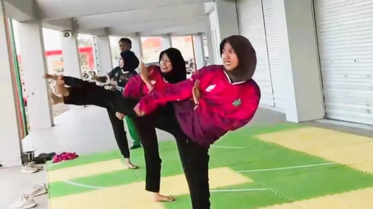 KOMPAK: Atlet IPSI mengikuti latihan di SGMRP Pamekasan, Sabtu (25/4).
