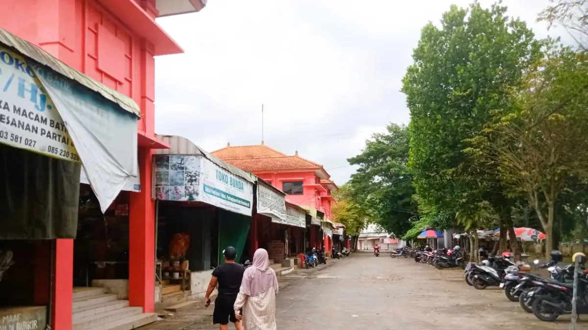 SEPI: Kondisi pasar Ki Lemah Duwur di Jalan Halim Perdana Kusuma, Bangkalan pada (2/5)