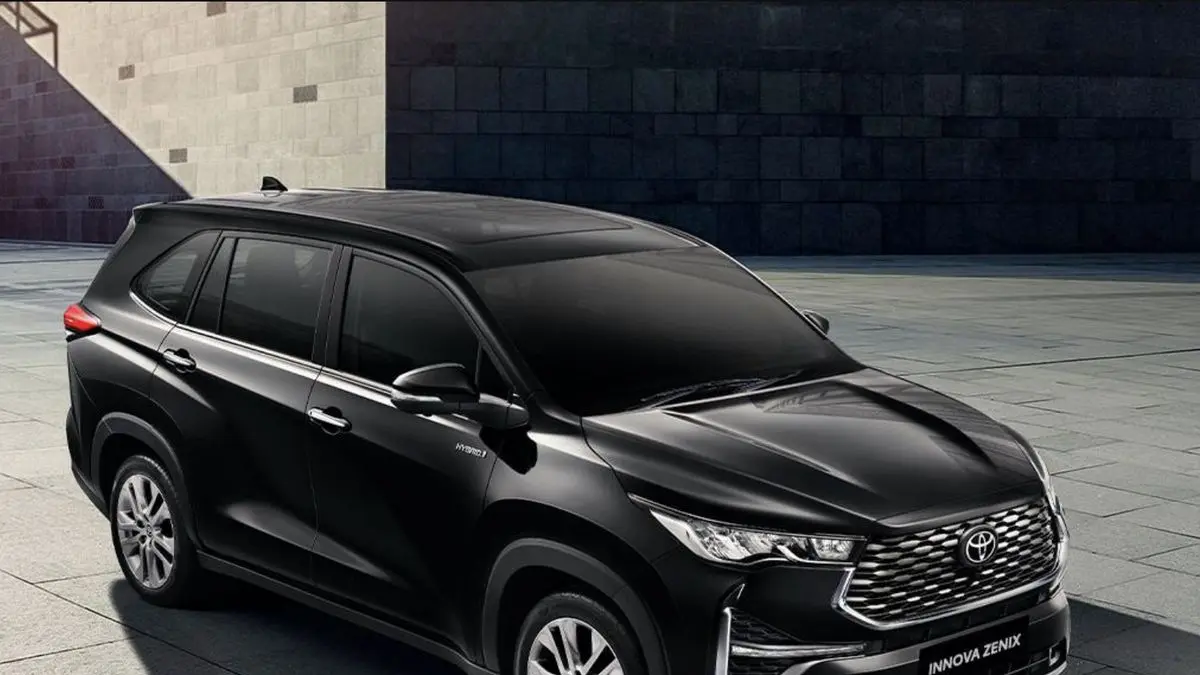 Toyota Innova Zenix