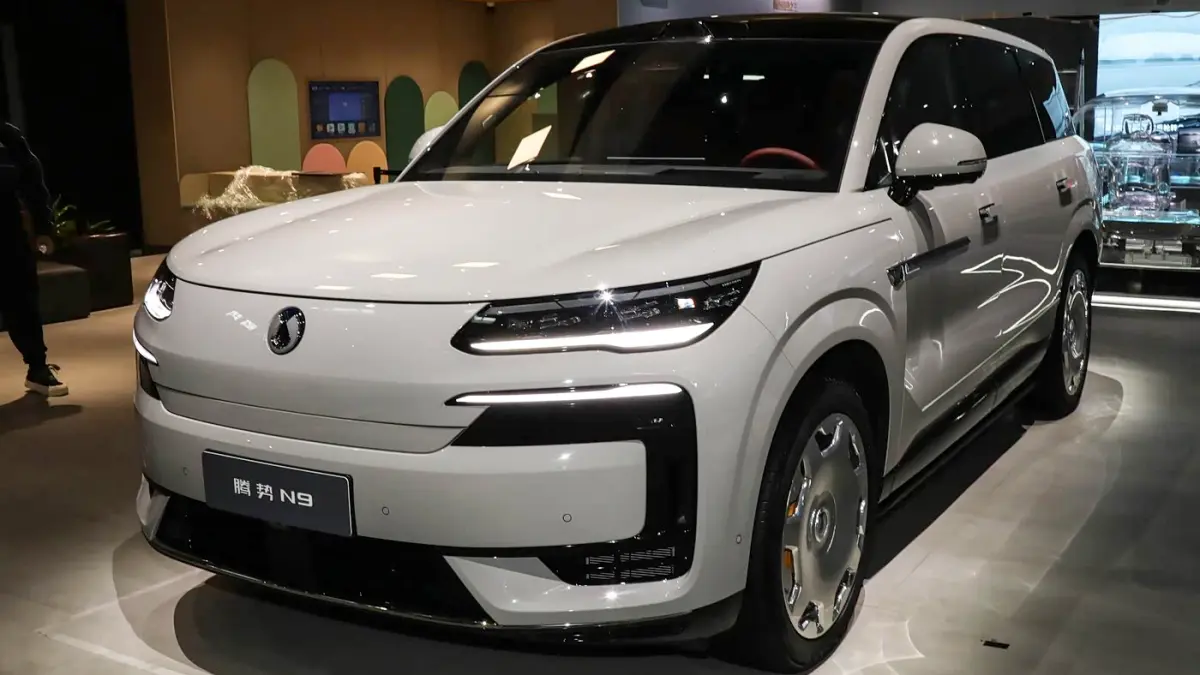 Denza N9 Flash Charge Edition