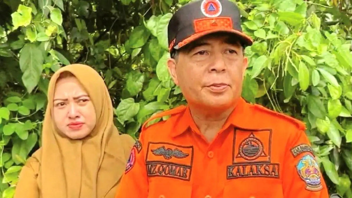 RAMAH: Kepala Pelaksana BPBD Bangkalan M. Zainul Qomar saat diwawancarai jurnalis, Senin (6/4). (ZEINAL ABIDIN/JPRM)