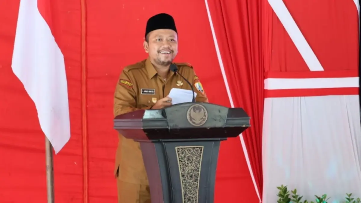 TEGAS: Wabup Ahmad Mahfudz saat menyampaikan sambutan pada kegiatan seminar edukatif di Pendopo Trunojoyo, Sampang, Senin (25/5). (KOMINFO UNTUK JPRM)