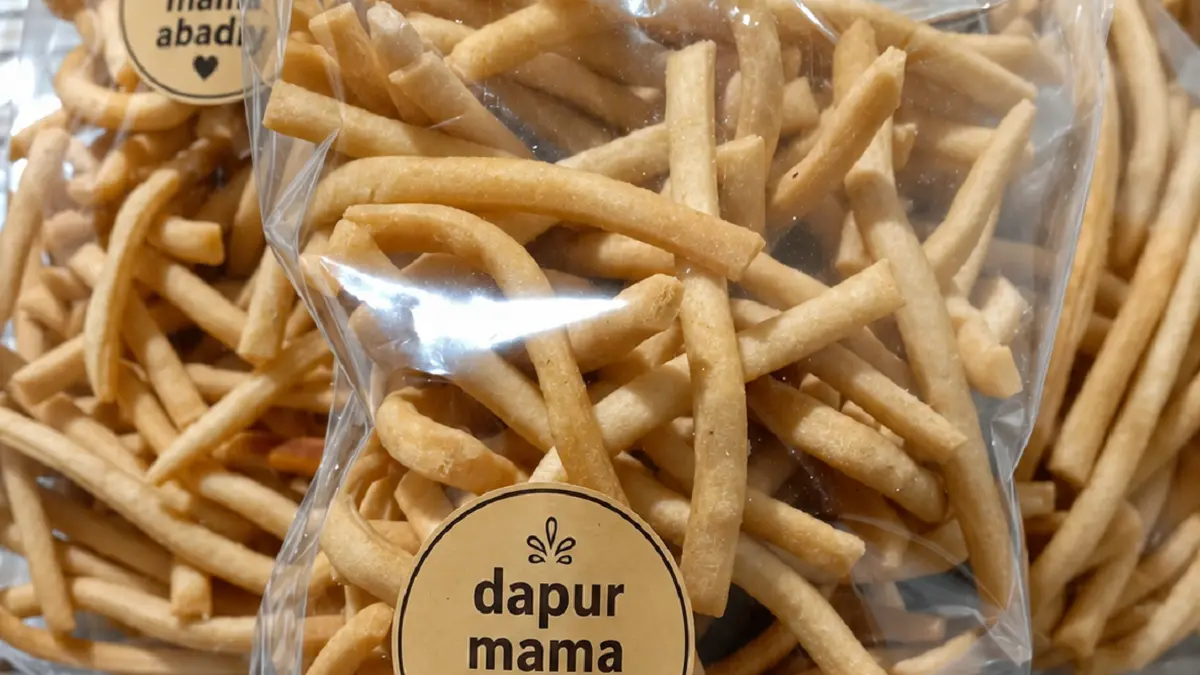 RAPI: Camilan stik jari-jari Dapur Mama Abadiy siap diedarkan.