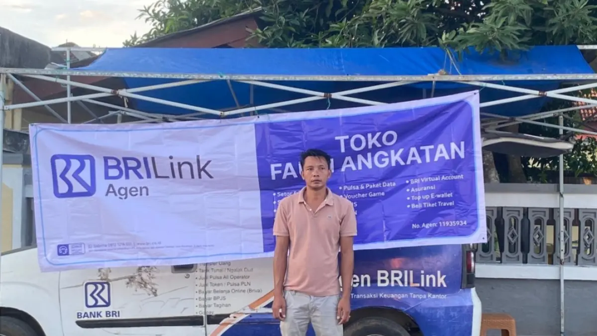 INSPIRATIF: Fauzi asal Desa Angkatan, Kecamatan Arjasa, Pulau Kangean, Kabupaten Sumenep Jawa Timur sukses menjadi AgenBRILink.