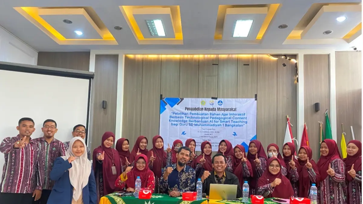 SOLID: Dr. M. Fadlillah, S.Pd.I., M.Pd.I. dan tim pengabdian UTM foto bersama dengan peserta pelatihan, Kamis (11/06/2026).