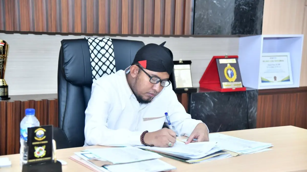 Achmad Fauzi Wongsojudo (Bupati Sumenep)&nbsp;