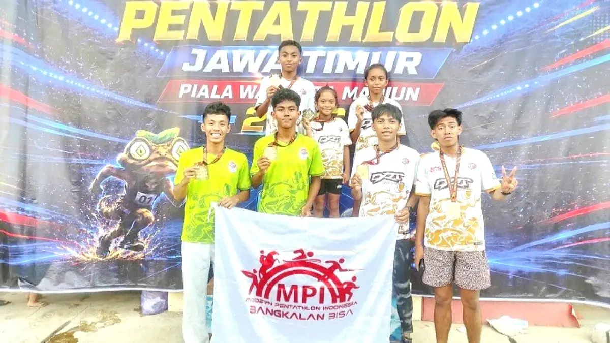 MEMBANGGAKAN: Atlet Pentathlon Bangkalan meraih belasan medali dalam Kejurnas Wali Kota Madiun, Minggu (14/6). (KONI BANGKALAN UNTUK JPRM)