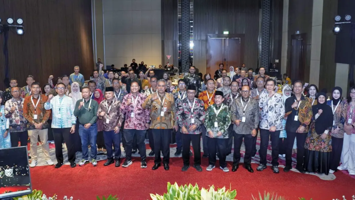 FOTO BERSAMA: SKK Migas Jabanusa menggelar Rapat Kerja Stakeholder Daerah di Kota Batu, Jawa Timur, Kamis (18/6).