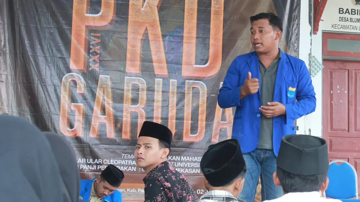 TEGAS: Aktivis PMII Pamekasan Mohtar Rasid menyampaikan pendapat dalam suatu kegiatan. (MOHTAR RASID UNTUK JPRM)