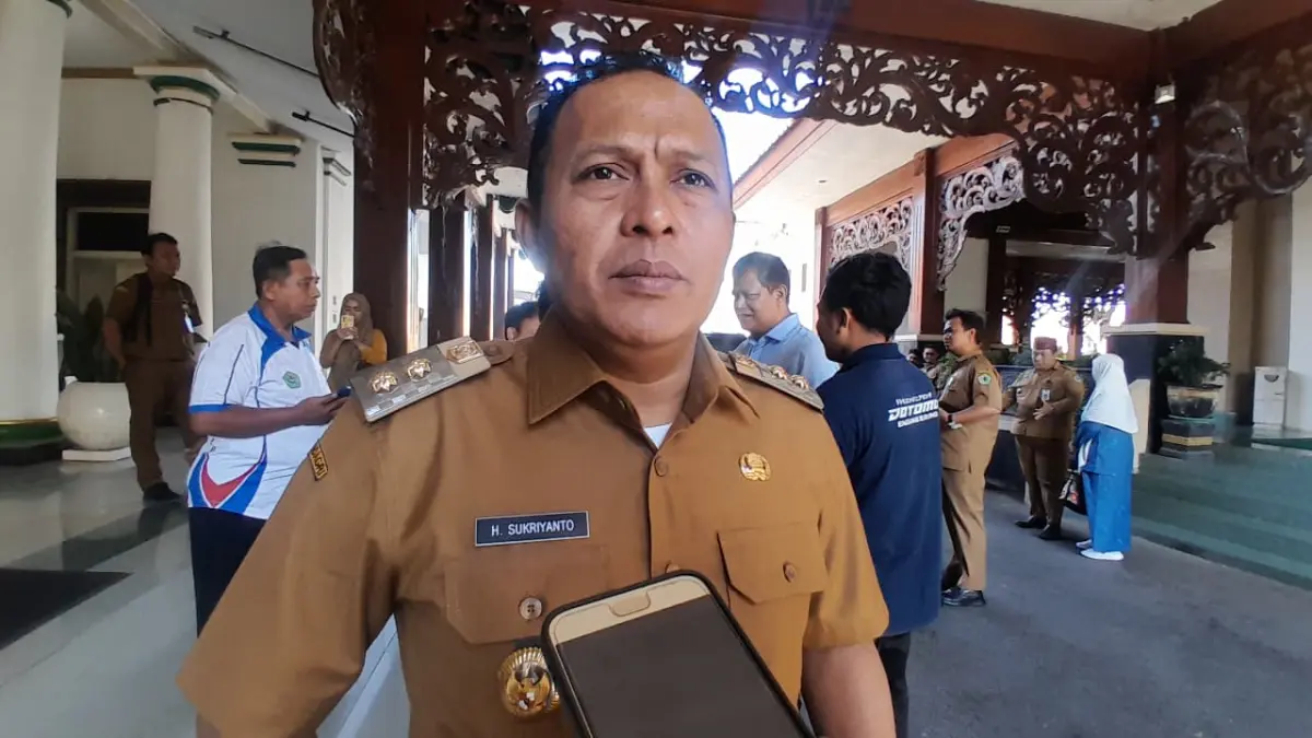 TIDAK EFEKTIF: Satgas MBG Pamekasan saat diwawancarai di Pendopo Ronggosukowat, Selasa (14/7). (M. KHOLIL RAMLI/JPRM)