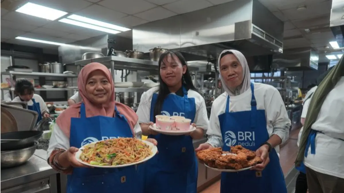 BERDAYA: Para perempuan pekerja migran di Taiwan mendapat pelatihan memasak dari BRI.