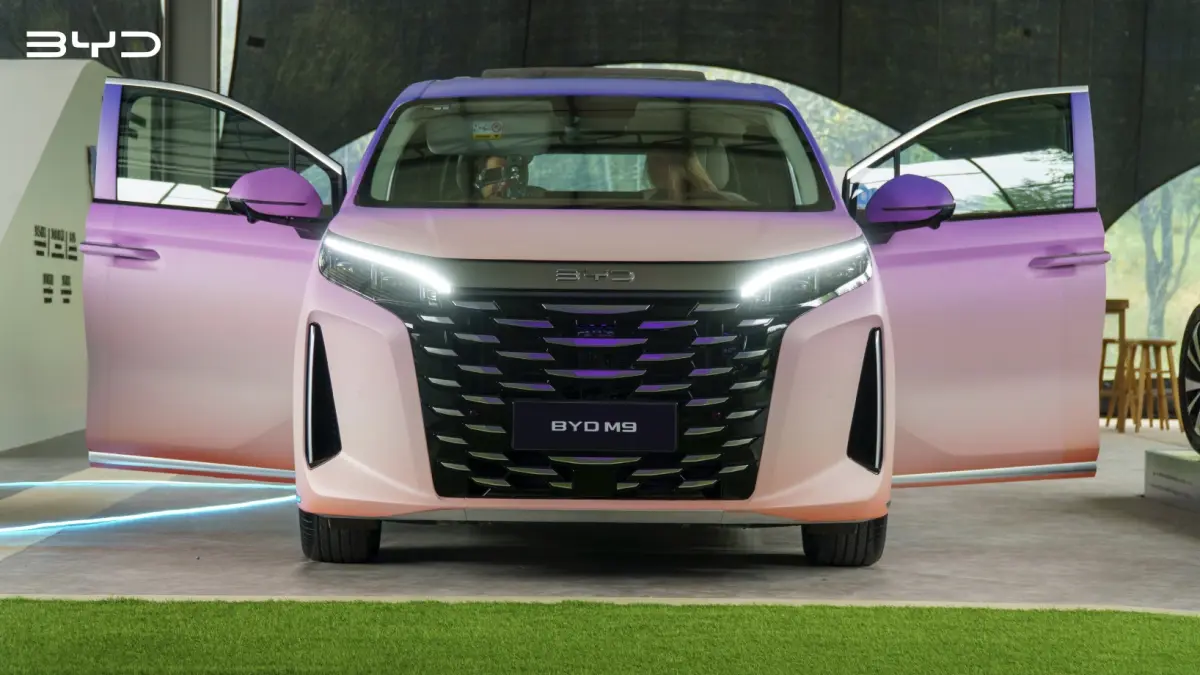BYD M9 