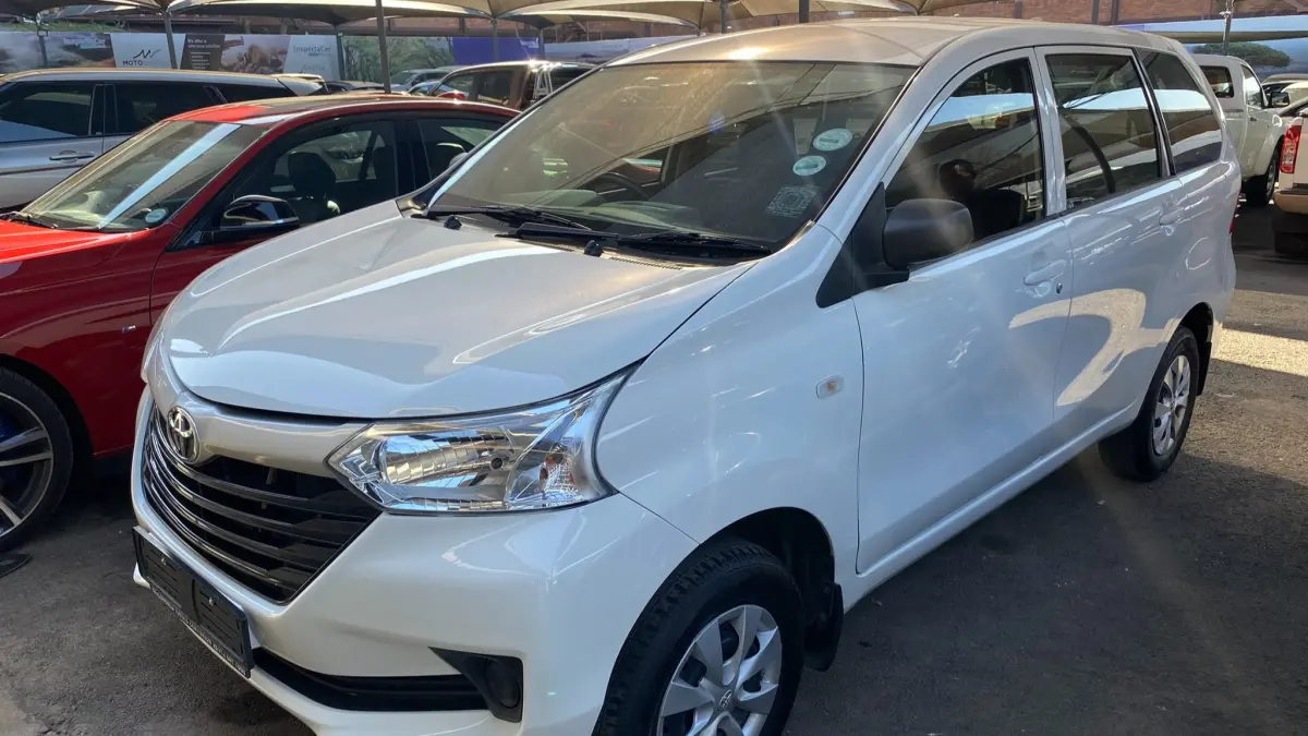 Mobil bekas Toyota Avanza 2019 (X/@DENIAMOTORS ) 