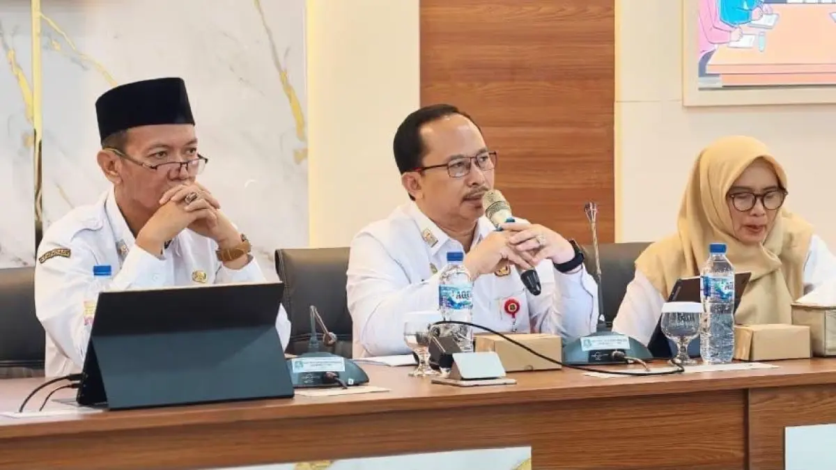 Arif Firmanto (tengah) Kepala Bappeda Sumenep