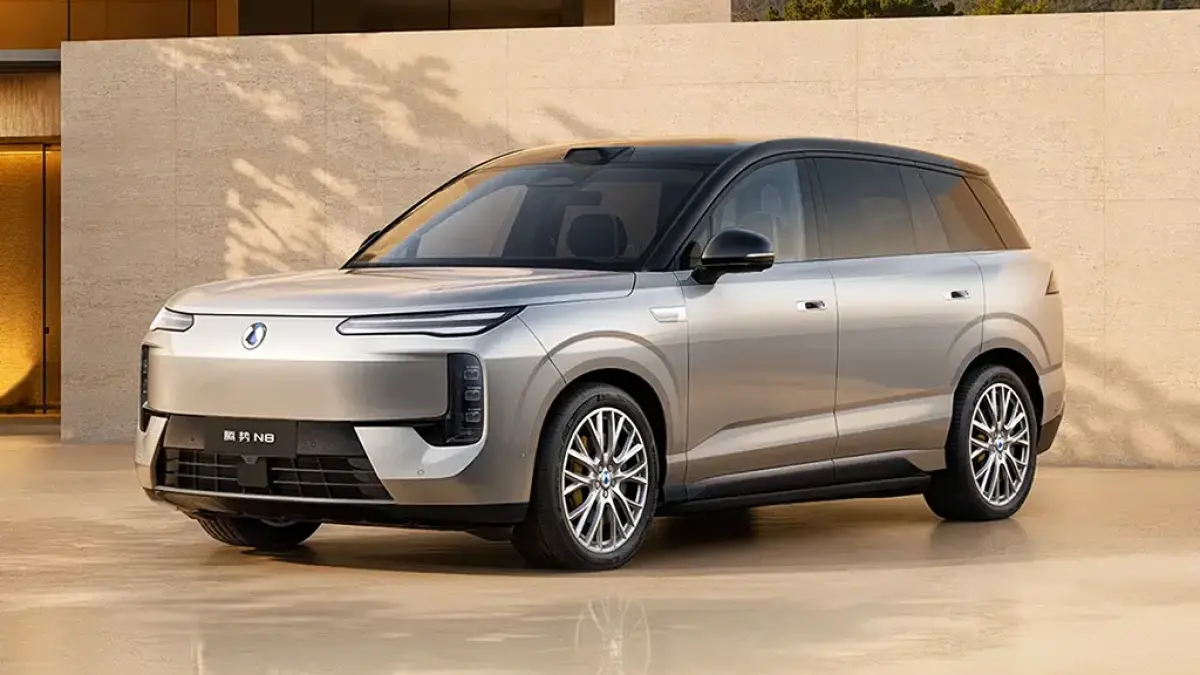 Denza N8L EV.