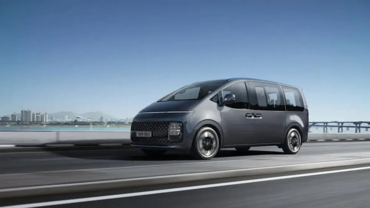  Hyundai Staria Electric 
