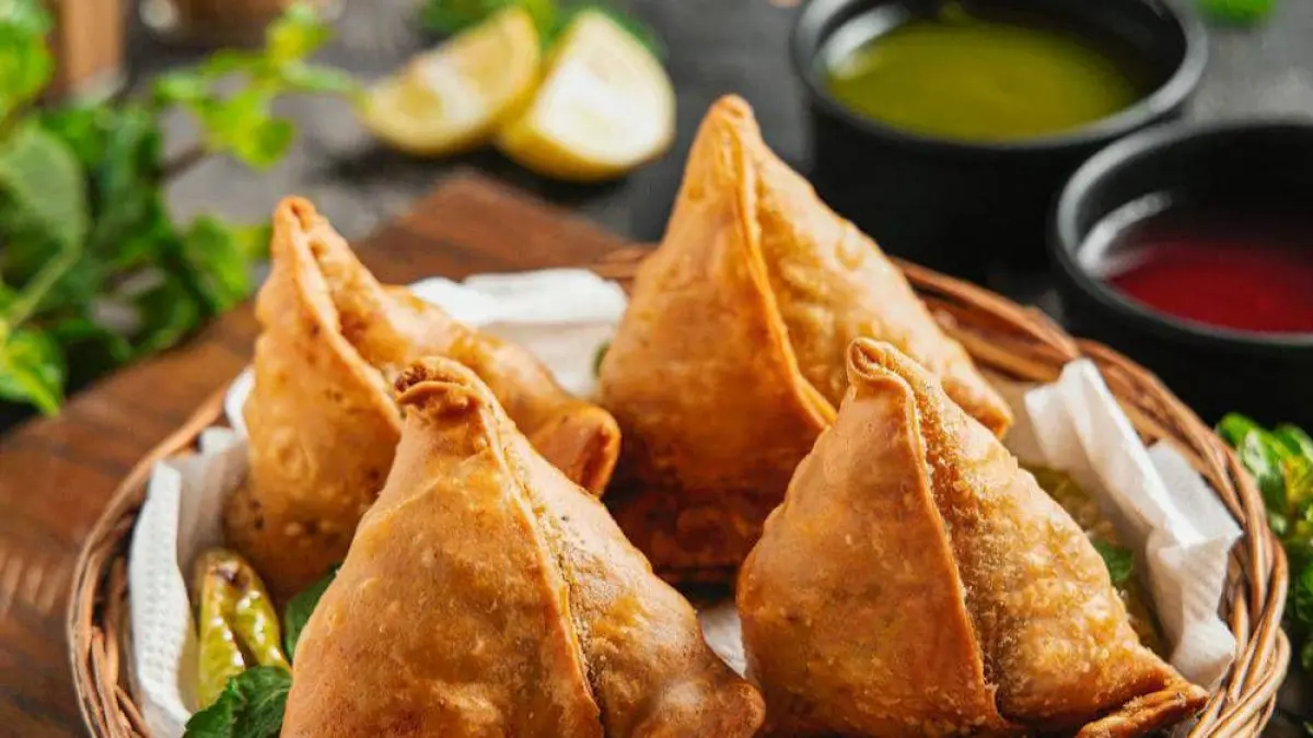 Resep Samosa Kentang Renyah dengan Isian Gurih, Camilan Rumahan yang Cocok Disantap Hangat Bersama Keluarga