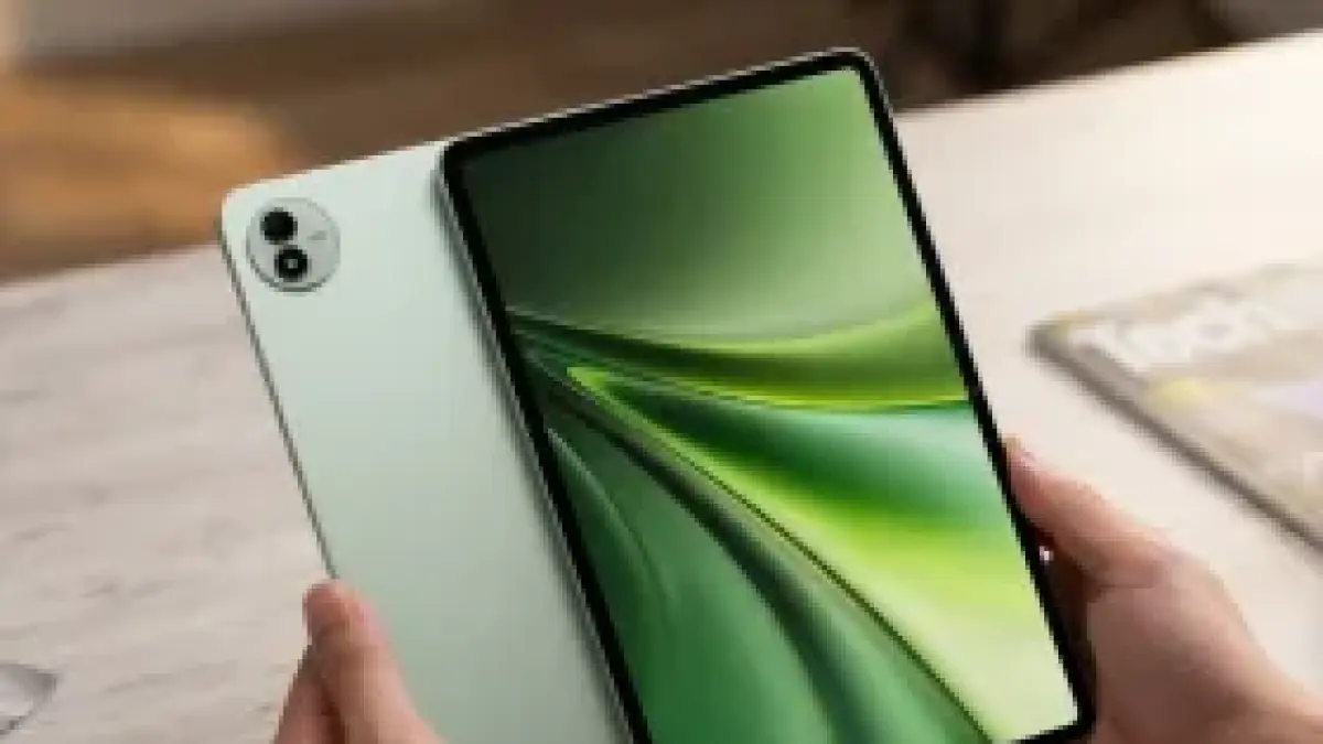 Penjualan Huawei Pura X View Tembus 180 Ribu Unit Hari Pertama