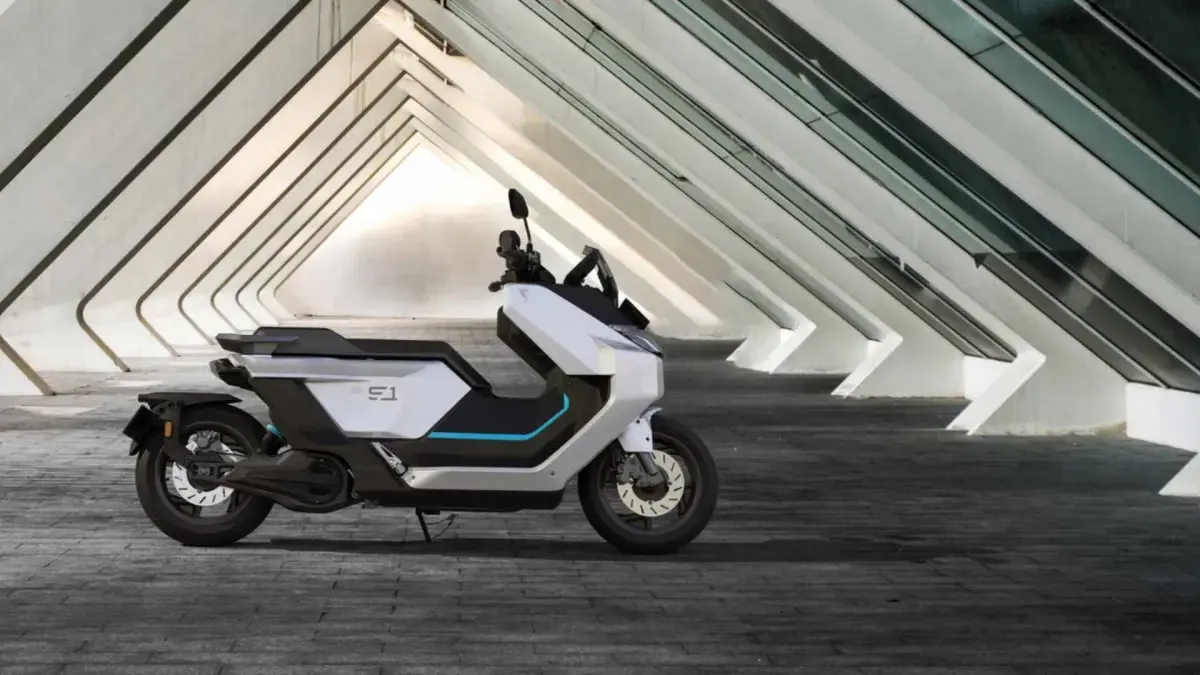 E3 Electric.AI Trion, Skuter Listrik dengan Jarak Tempuh hingga 160 Km