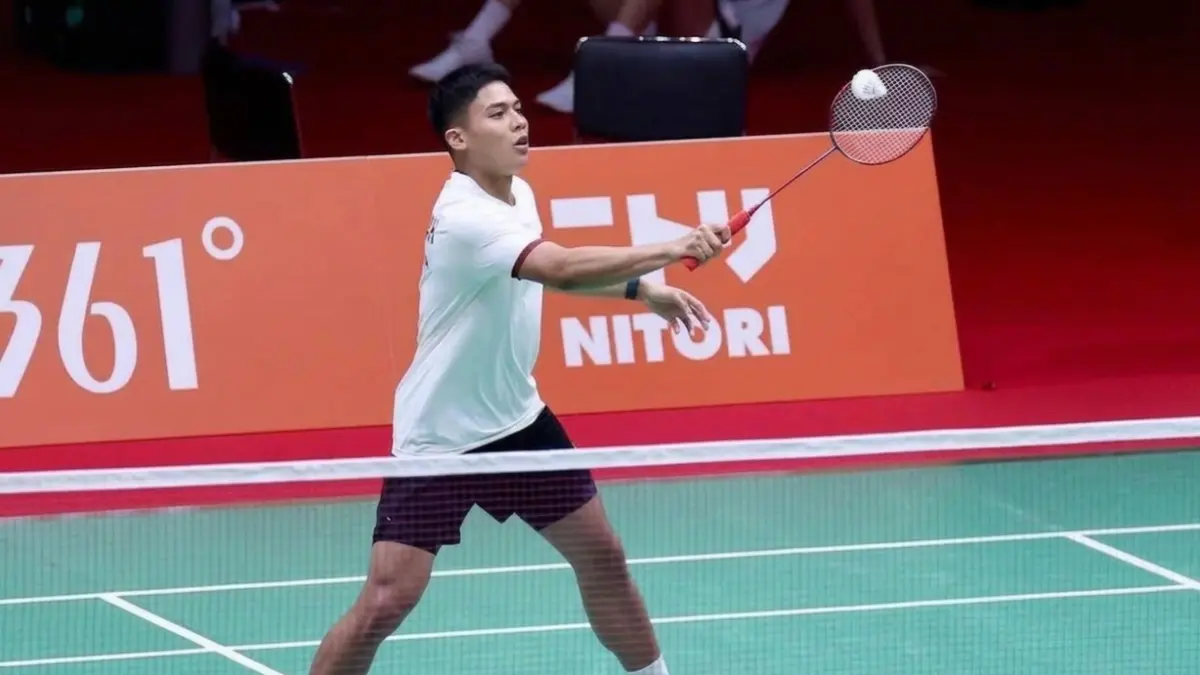 ADAPTASI: Moh. Zaki Ubaidillah saat melakukan penyesuaian dengan lapangan yang akan digunakan sebagai arena kompetisi Asian Games 2026, beberapa waktu lalu.