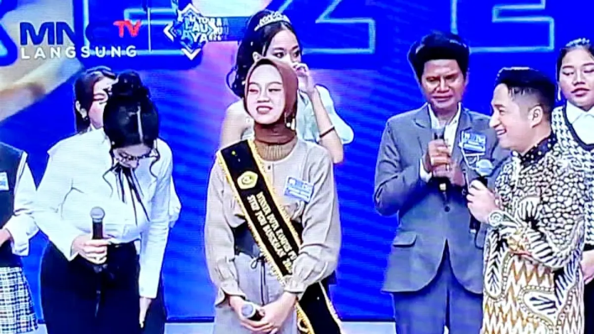 BERBAKAT: Imelda Gihan saat diundang menyanyi di MNCTV dalam ajang KDI-DMD pada Senin (13/7). (SULISTIAWATI UNTUK JPRM)