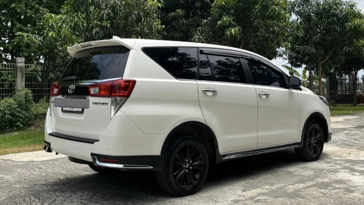 Toyota Kijang Innova Reborn Bekas (X/@MasMasBiassaa)