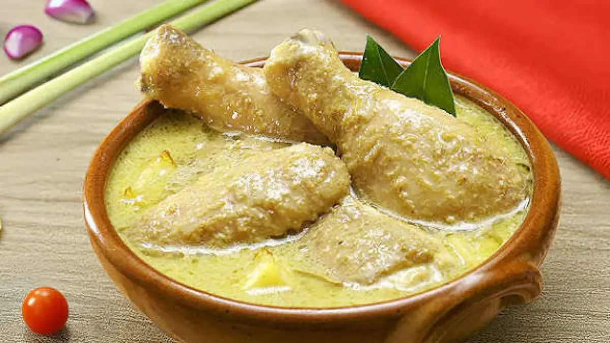 Resep Opor Ayam Rumahan yang Gurih dan Legit, Kuah Santan Harum dengan Bumbu Meresap Sempurna