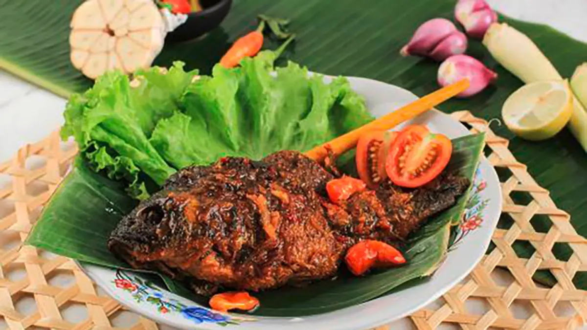 Resep Ikan Nila Bakar Pedas Manis, Bumbu Meresap dan Aromanya Menggugah Selera