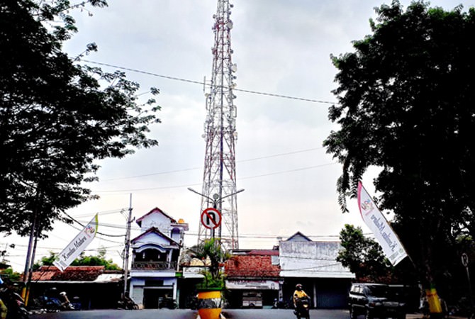 PAD Tower, Diskominfo Pamekasan, tower telekomunikasi