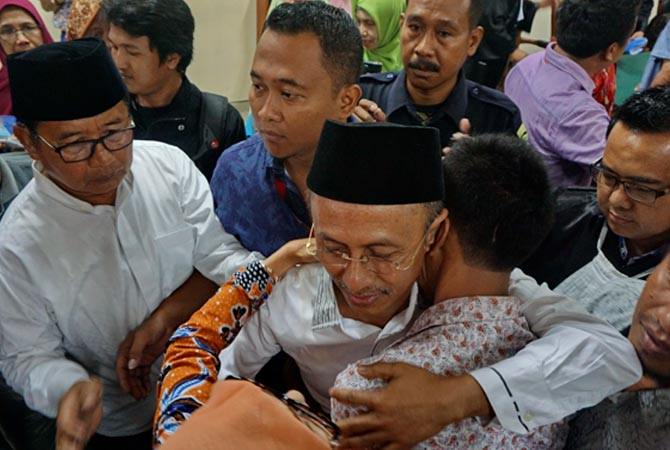 Achmad Syafii Divonis Paling Berat Oleh Majelis Hakim