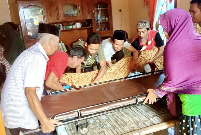 Istri Pegawai Dishub Meninggal Bersimbah Darah