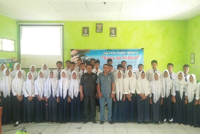 Kepala SMPN 2 Camplong Berharap Siswa Aktifkan Mading
