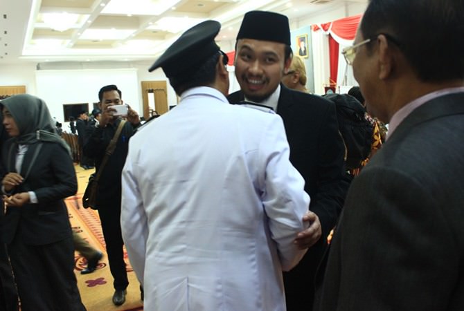 Purna Tugas Bupati Bangkalan, Ra Momon Fokus Bersama Keluarga