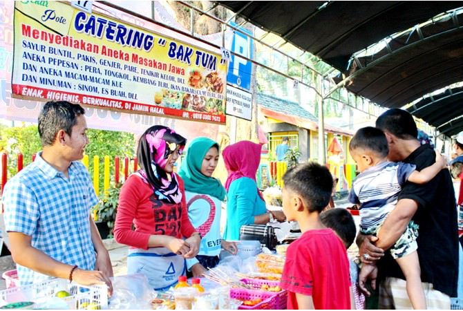 Aneka Lauk-pauk di Bazar, Bumbu Balado hingga Masakan Jawa