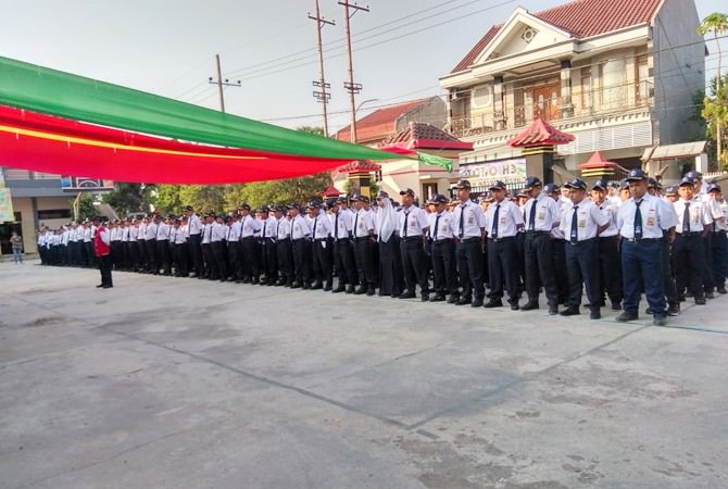 SMPN 2 Bangkalan Tanamkan Wawasan Kebangsaan