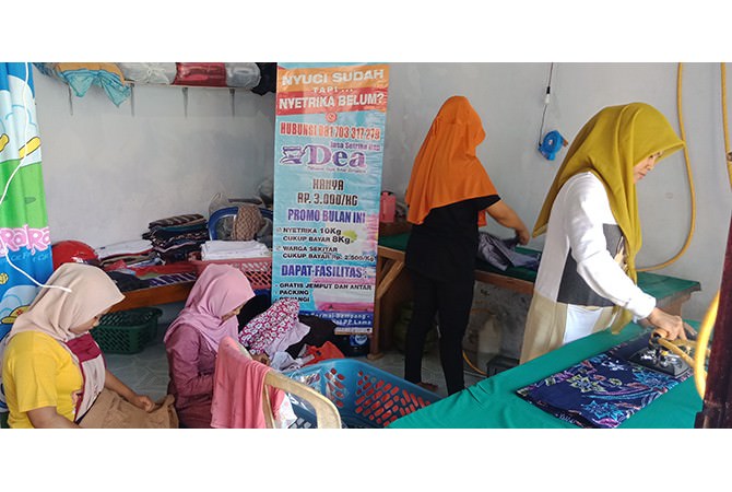 Jasa Setrika Uap Makin Laris Manis