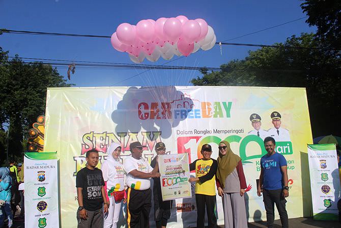 Menuju Sumenep Lebih Maju, Bupati Lepas Balon CFD