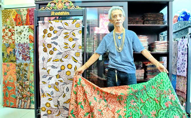 Penjual Batik Merasa Tidak Diperhatikan Pemerintah