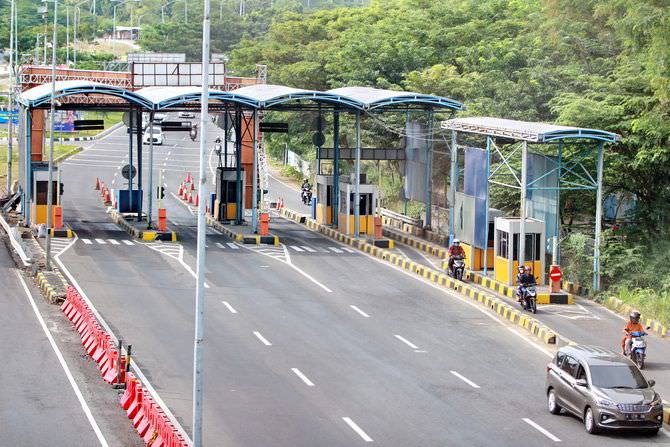 Berharap Bongkar Gerbang Tol Suramadu