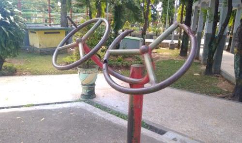 DLH Sumenep Tak Punya Anggaran, Fasum Taman Adipura Dibiarkan Berkarat