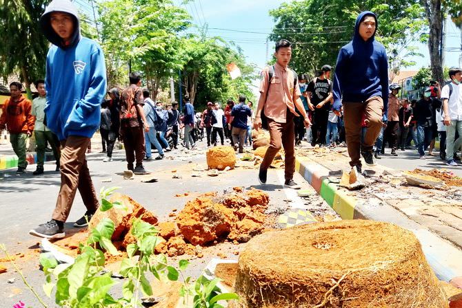 Bakal Panggil Orang Tua Siswa yang Terlibat Demonstrasi