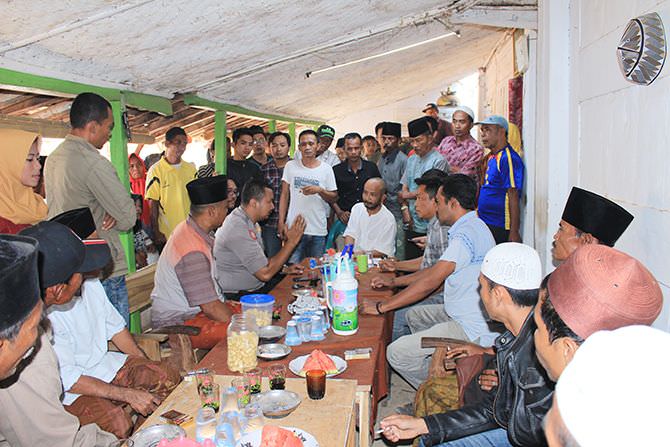 Warga Proppo Tolak Tahapan Pilkades