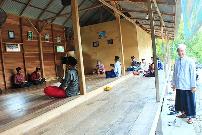balaskan-dendam-masa-lalu-kepada-santri