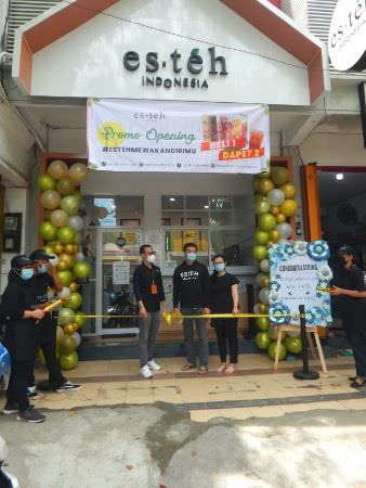 satu-satunya-di-madura-esteh-dengan-18-varian-rasa-buka-cabang