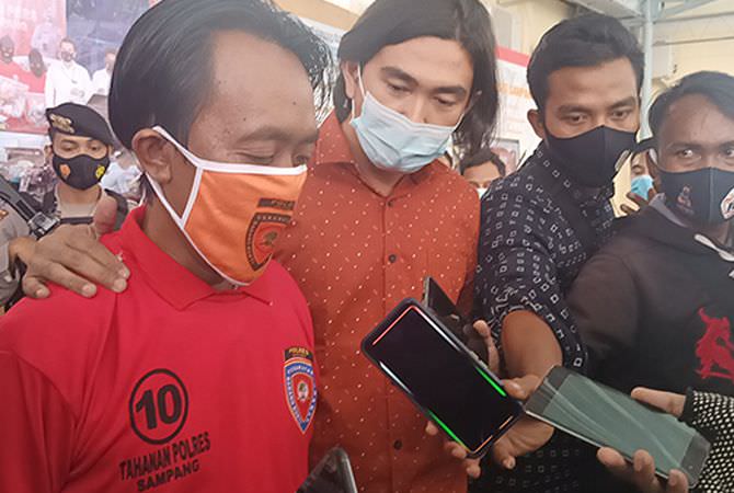 dua-oknum-lsm-divonis-setahun-setengah