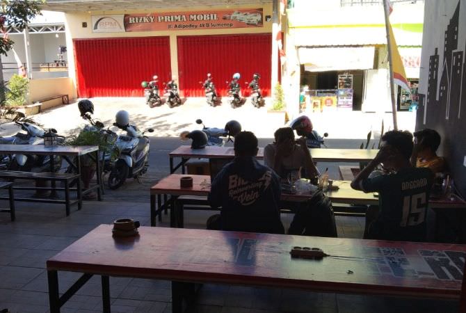 kafe-madscoffee-rpm-tempat-tongkrongan-segala-usia