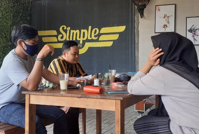 simple-cafe-sediakan-menu-lengkap-dan-harga-terjangkau